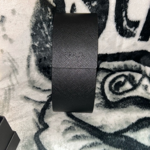 Prada PR 08YS Women’s Sunglasses - Picture 2 of 6